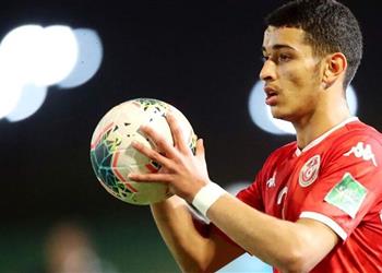 مدرب لافال الفرنسي يرد عبر بطولات على أنباء اهتمام الأهلي بضم محمد أمين الشارني