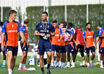 بينهم ليفربول يوفنتوس يضع أندية الدوري الإنجليزي في حالة تأهب ويعرض 8 لاعبين للبيع