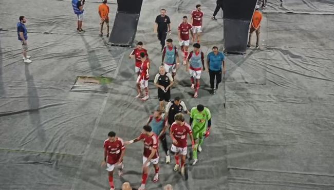 احد الجماهير لوسام ابو علي الكره الذهبية مسالة وقت