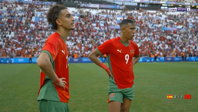 حسرة لاعبي المغرب بعد الخسارة امام اسبانيا في نصف نهائي اولمبياد باريس