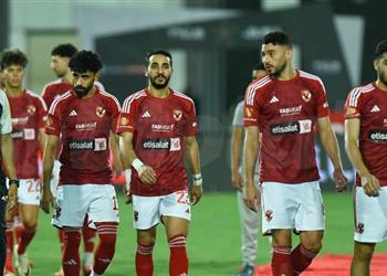 كورتريك البلجيكي يوضح لـ بطولات حقيقة اهتمامه بضم مدافع الأهلي