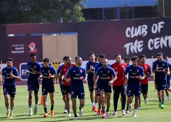 مران الأهلي كولر يحاضر اللاعبين فني ا والسولية ومعلول يواصلان التأهيل