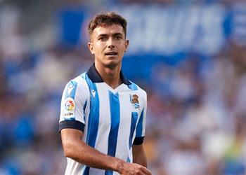 خطة مضادة ريال سوسيداد يتحرك لمنع انتقال زوبيميندي إلى ليفربول