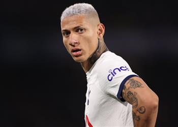 ريتشارليسون يرد على عرض الأهلي أحلامي أكبر من المال