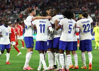 تقارير لاعب منتخب فرنسا على رأس أولويات ليفربول في الصيف