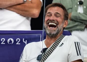 رغم تصريحاته السابقة اجتماعات متعددة لـ كلوب بشأن عودته للتدريب