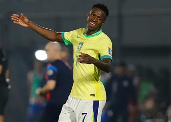 فينيسيوس يوجه رسالة إلى جماهير البرازيل بعد الخسارة أمام باراجواي