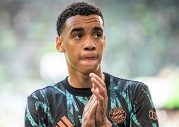بايرن ميونخ يوضح موقفه من تجديد عقد موسيالا بعد اهتمام كبار أوروبا بضمه