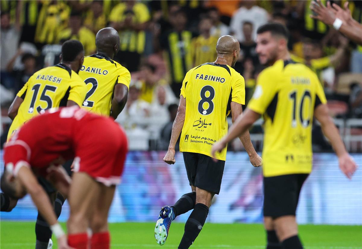 ترتيب هدافي الدوري السعودي بعد ثلاثية كريم بنزيما في مباراة الاتحاد والوحدة