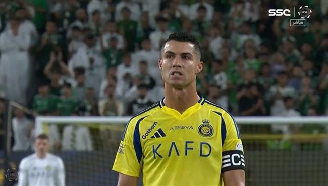فرصة رونالدو علي مرمي الاهلي بالدوري السعودي