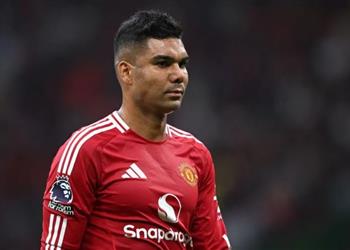 تين هاج يوضح موقفه من كاسيميرو بعد أدائه الكارثي أمام ليفربول