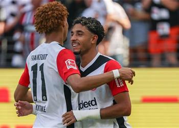 تشكيل آينتراخت فرانكفورت أمام فولفسبورج في الدوري الألماني موقف عمر مرموش