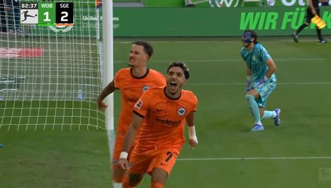 ثنائية عمر مرموش في مباراة اينتراخت فرانكفورت وفولفسبورج