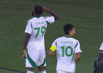 فيديو كيسيه يسجل هدف الأهلي الأول أمام برسبوليس في دوري أبطال آسيا