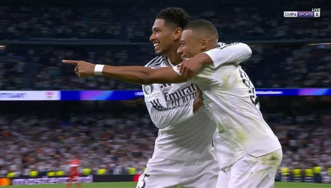 هدف مبابي في مرمي شتوتجارت بدوري ابطال اوروبا