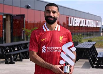 بعد تألقه محمد صلاح يحصد جائزة لاعب الشهر في ليفربول