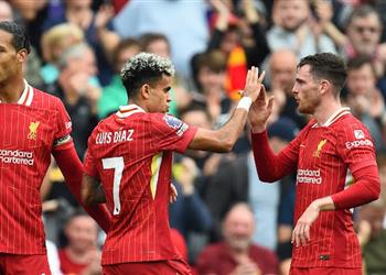 روبرتسون يشيد بـ ثنائي ليفربول ويؤكد عدنا إلى المسار الصحيح في الدوري