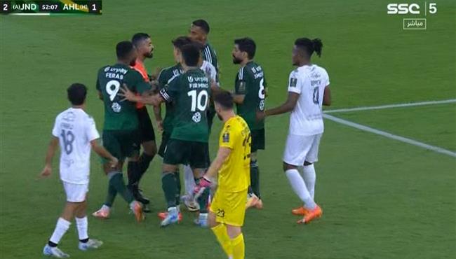 هدف فيرمينو الملغي امام الجندل واعتراضات الاعبين علي الحكم في كأس خادم الحرمين