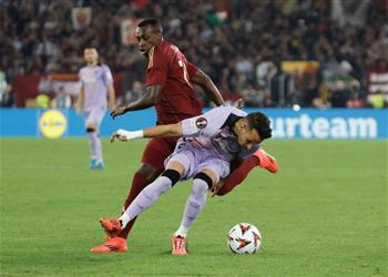 فيديو في الظهور الأول لـ سعود عبد الحميد روما يتعادل مع أتلتيك بلباو في الدوري الأوروبي