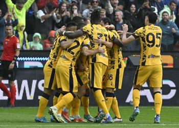 إنتر ميلان يداوي جراح الديربي بفوز صعب على أودينيزي في الدوري الإيطالي