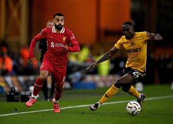 ردود أفعال جماهير ليفربول على أداء محمد صلاح أمام ولفرهامبتون يسجل كإنه ملك وما يفعله مثير ا للإعجاب