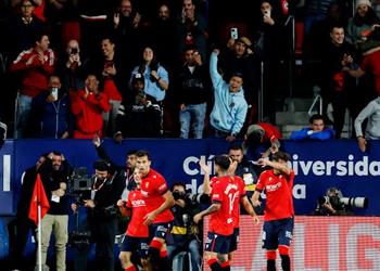 فيديو بريان سرقسطة ي سجل هدف أوساسونا الثاني أمام برشلونة