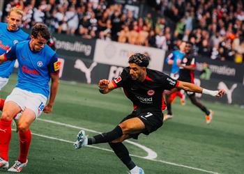 فيديو من غيره عمر مرموش يسجل هدف فرانكفورت الثالث أمام هولشتاين ويصنع الرابع