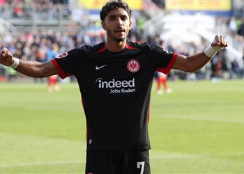 صحف ألمانيا أداء رائع لـ المتميز عمر مرموش يقود فرانكورت لمطاردة بايرن ميونخ