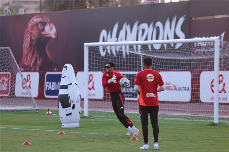 مصطفي مخلوف حارس الاهلي