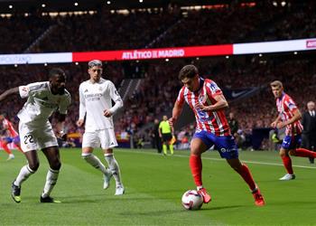 رجل مباراة ريال مدريد وأتلتيكو مدريد في الدوري الإسباني