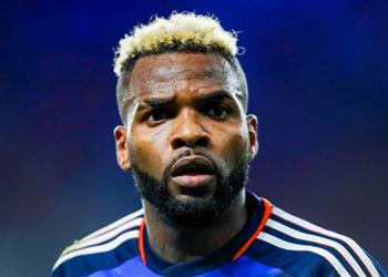 الزمالك ي عطل ظهور بوبينزا مع رابيد بوخاريست