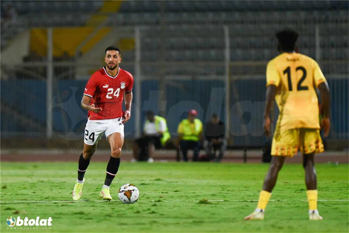 محمد عبد المنعم لاعب منتخب مصر