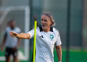 مانشيني بعد تعادل السعودية مع إندونيسيا لدي 20 لاعب ا احتياطيين في أنديتهم