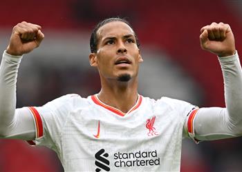 ليفربول يتخذ قرار ا بشأن مستقبل فان دايك