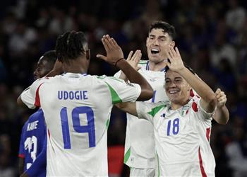 فيديو إيطاليا تذل فرنسا وسط جمهورها بثلاثية في دوري الأمم الأوروبية