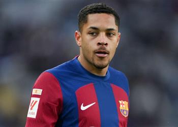 معاملة غريبة فيتور روكي يكشف أسباب رحيله السريع عن برشلونة