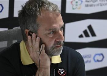 فليك يعلق على عقوبة فينيسيوس وإمكانية مشاركة أولمو وأراوخو أمام ريال مدريد في نهائي السوبر الإسباني