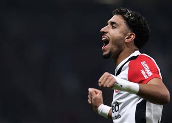 فيديو عمر مرموش يقود فرانكفورت لفوز صعب على سانت باولي في الدوري الألماني