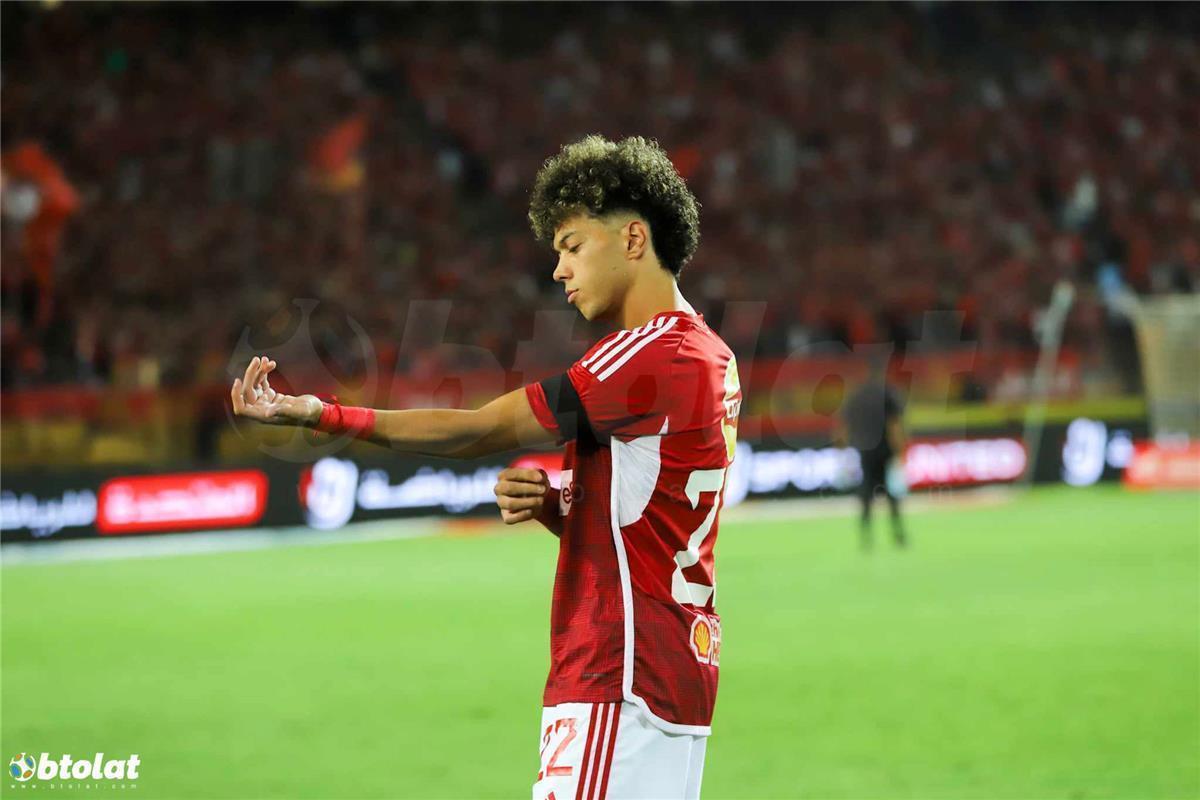فيديو | الهاتريك.. إمام عاشور يسجل هدف الأهلي الثالث أمام استاد أبيدجان