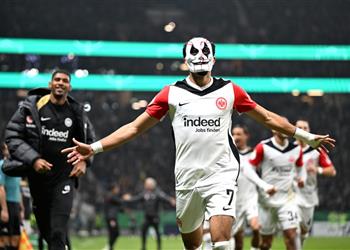 فوت ميركاتو لاعب مصري يعوض رحيل عمر مرموش عن فرانكفورت