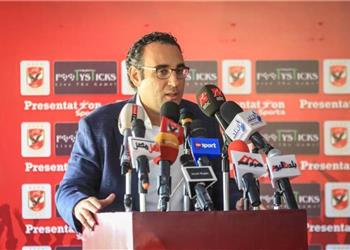 الخطيب لا يتأخر عضو مجلس الأهلي يزف نبأ سار ا للجماهير بعد الفوز على استاد أبيدجان