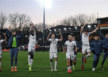 فيديو إنتر ميلان يداوي جراحه بفوز صعب على فينيسيا بالدوري الإيطالي