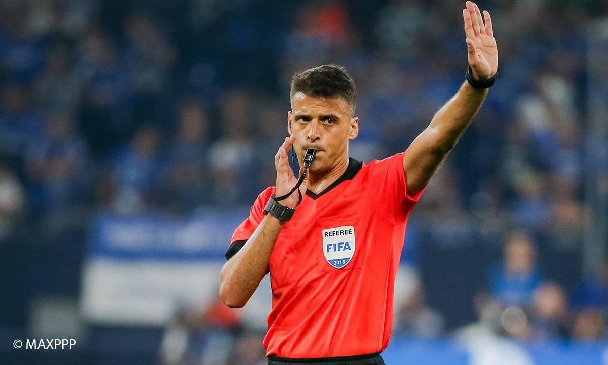 حكم الكلاسيكو: الأجواء متوترة للغاية بين برشلونة وريال مدريد