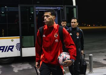 إمام عاشور يوجه رسالة للاعب الأهلي بعد هاتريك استاد أبيدجان قلبه أبيض مثلنا جميع ا