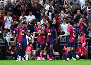كوندي بعد تتويج برشلونة بكأس السوبر الإسباني كررنا أمام ريال مدريد ما فعلناه في برنابيو