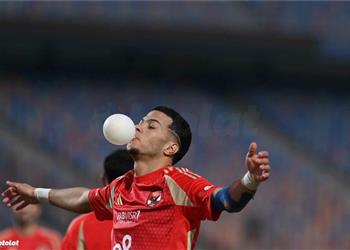 ميمي عبد الرازق يوجه نصيحة إلى إمام عاشور بعد احتفاله المثير للجدل في مباراة سموحة