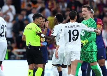 منقذة لـ برشلونة موندو تكشف عن عقوبة تشيزني بعد الطرد في نهائي كأس السوبر الإسباني