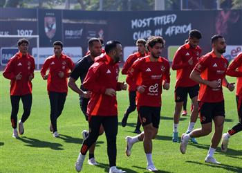 مران الأهلي كولر يجتمع مع اللاعبين وتدريبات تأهيلية لـ طاهر وأشرف داري