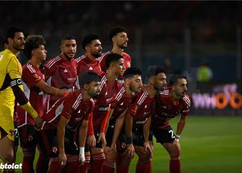 محمد عبد الجليل لاعب الأهلي ليس بنجومية زيزو ويحاول لي ذراع النادي للتجديد