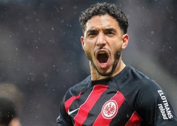 سكاي تكشف تطور ا جديد ا يقرب عمر مرموش من مانشستر سيتي